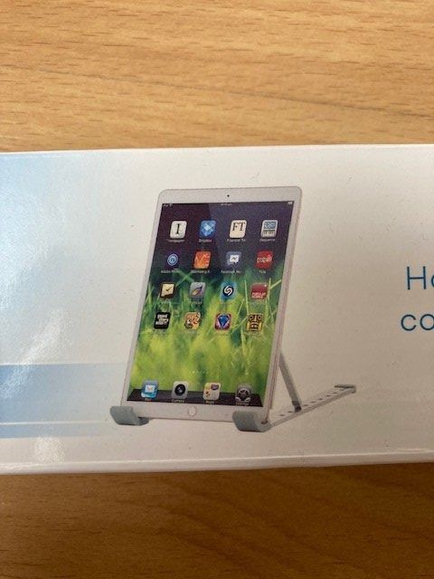 Autres décorations & accessoires: Ständer für Tablet oder Notebook, neu – Neuf (Voir description) à Cham par I7I7