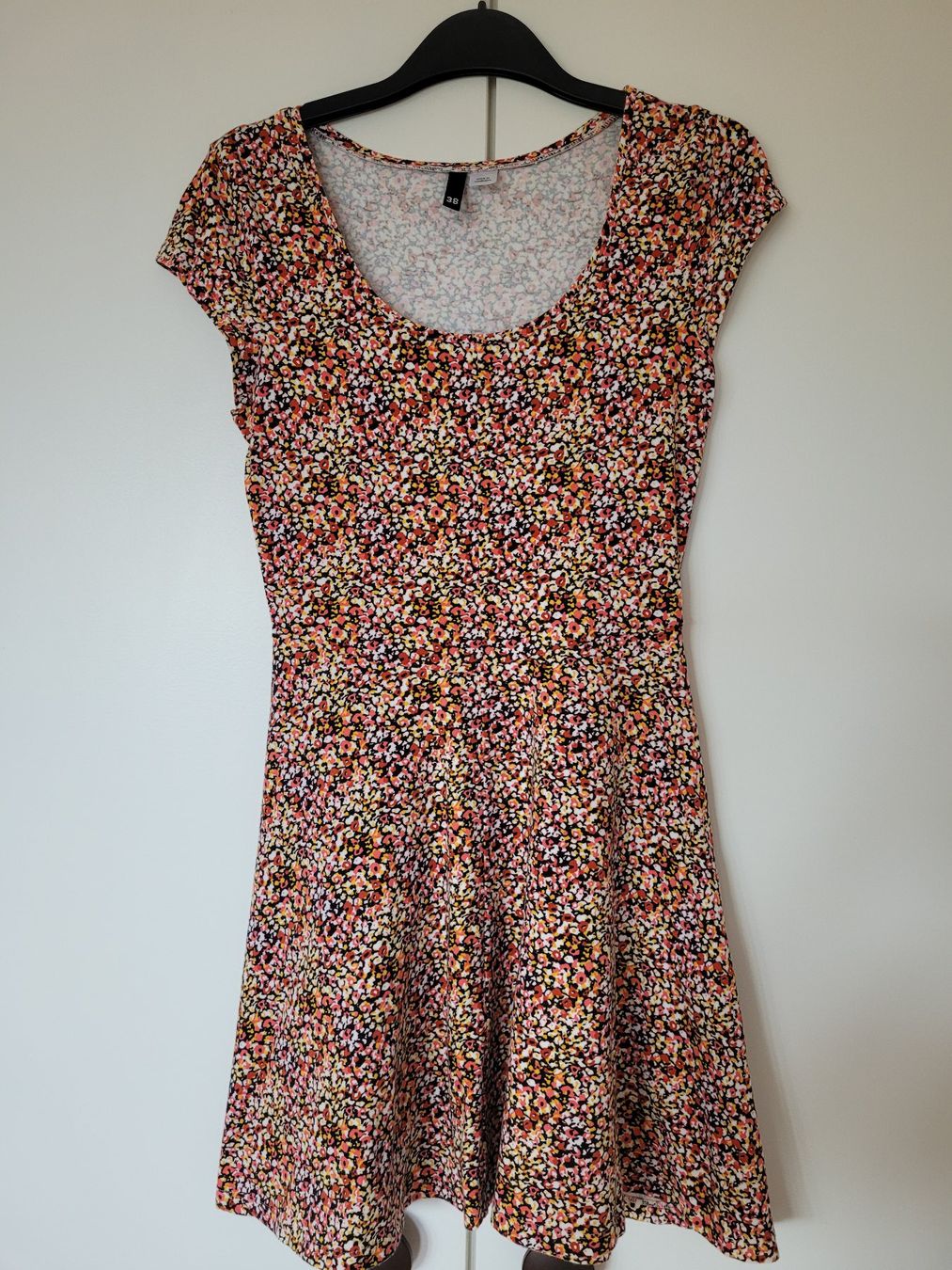 H&M Vestiti: Robe fleurie – Usato da Villars-sur-Glâne venduto da ninisabri 2