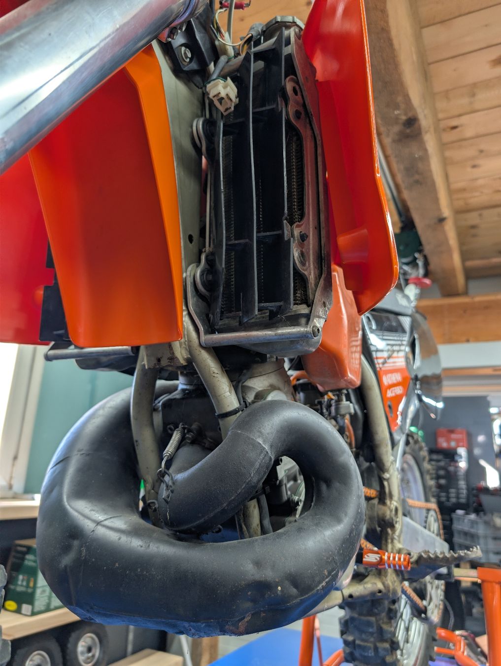 KTM Enduro: Ktm Exc 250 2 Takt – Gebraucht aus Muri AG von hus_7d5k 5
