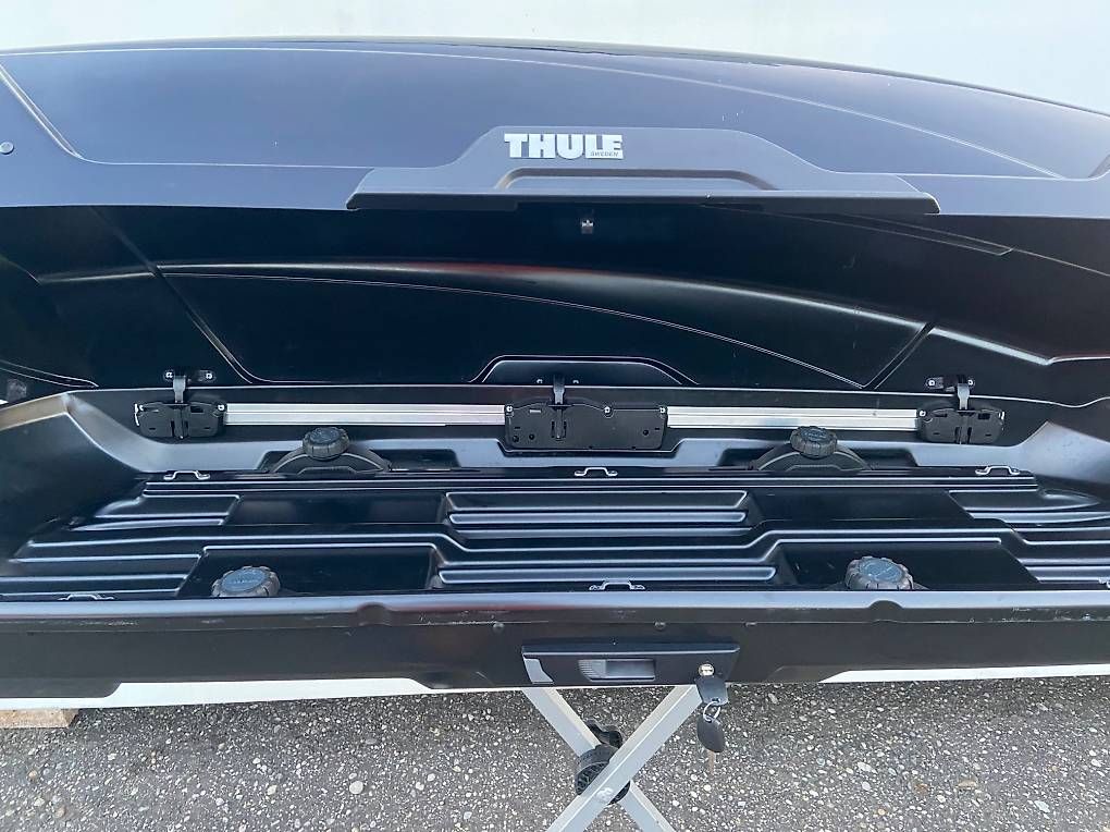 Coffres de toit: Thule Motion XT Sport mit oder ohne Träger – D'occasion à Leuzigen par Doppelrad 1