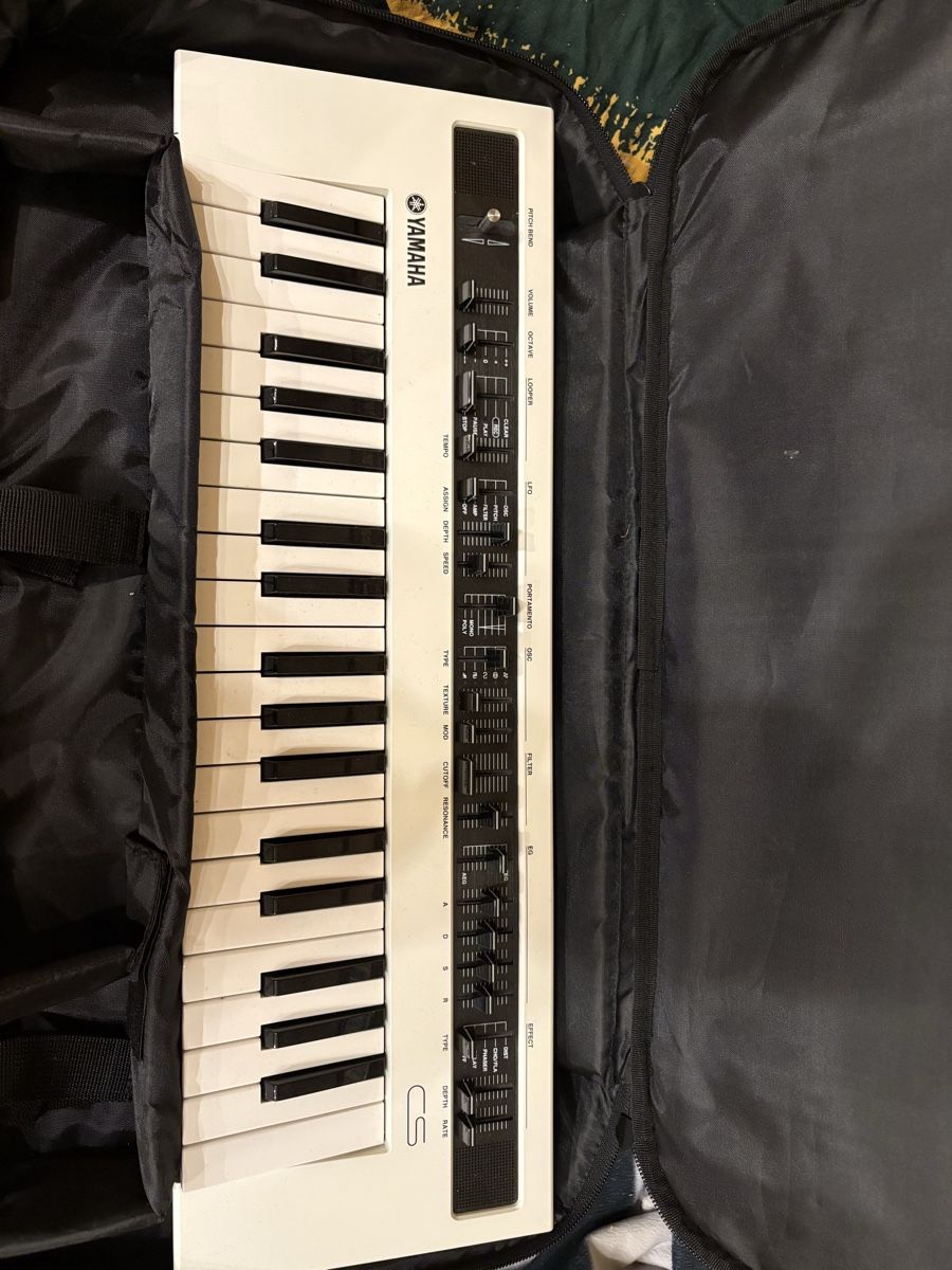 Yamaha Musikinstrumente: Yamaha Reface CS – Neu (gemäss Beschreibung) aus Laupersdorf von Mousse820