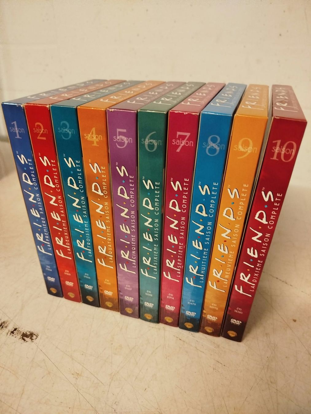 Alle DVDs: Dvd FRIENDS  1-10 – Gebraucht aus La Chaux-de-Fonds von Emmaus2300CDF 1