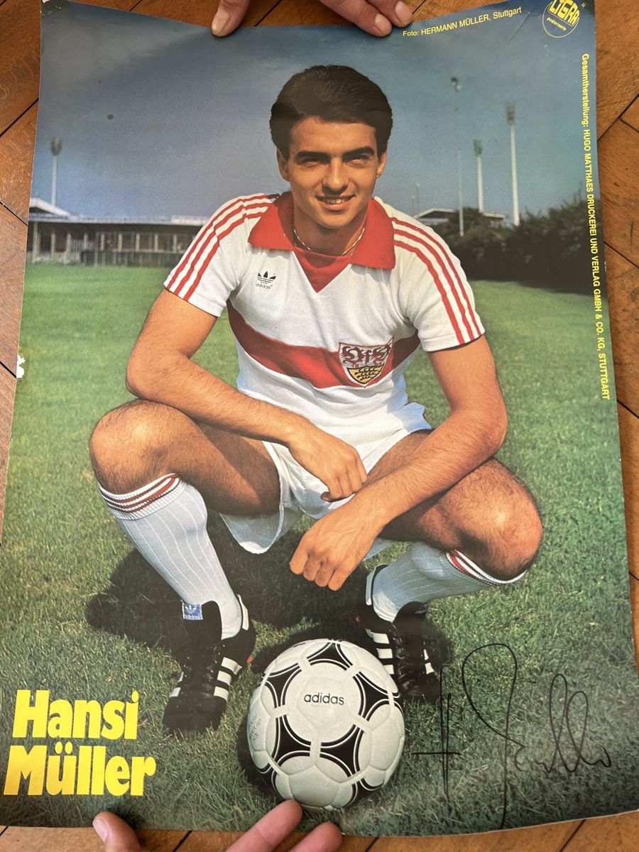Autografi: Poster Hansi Müller VfB Stuttgart mit Original Autogramm – Usato da Bern venduto da Findus101 1