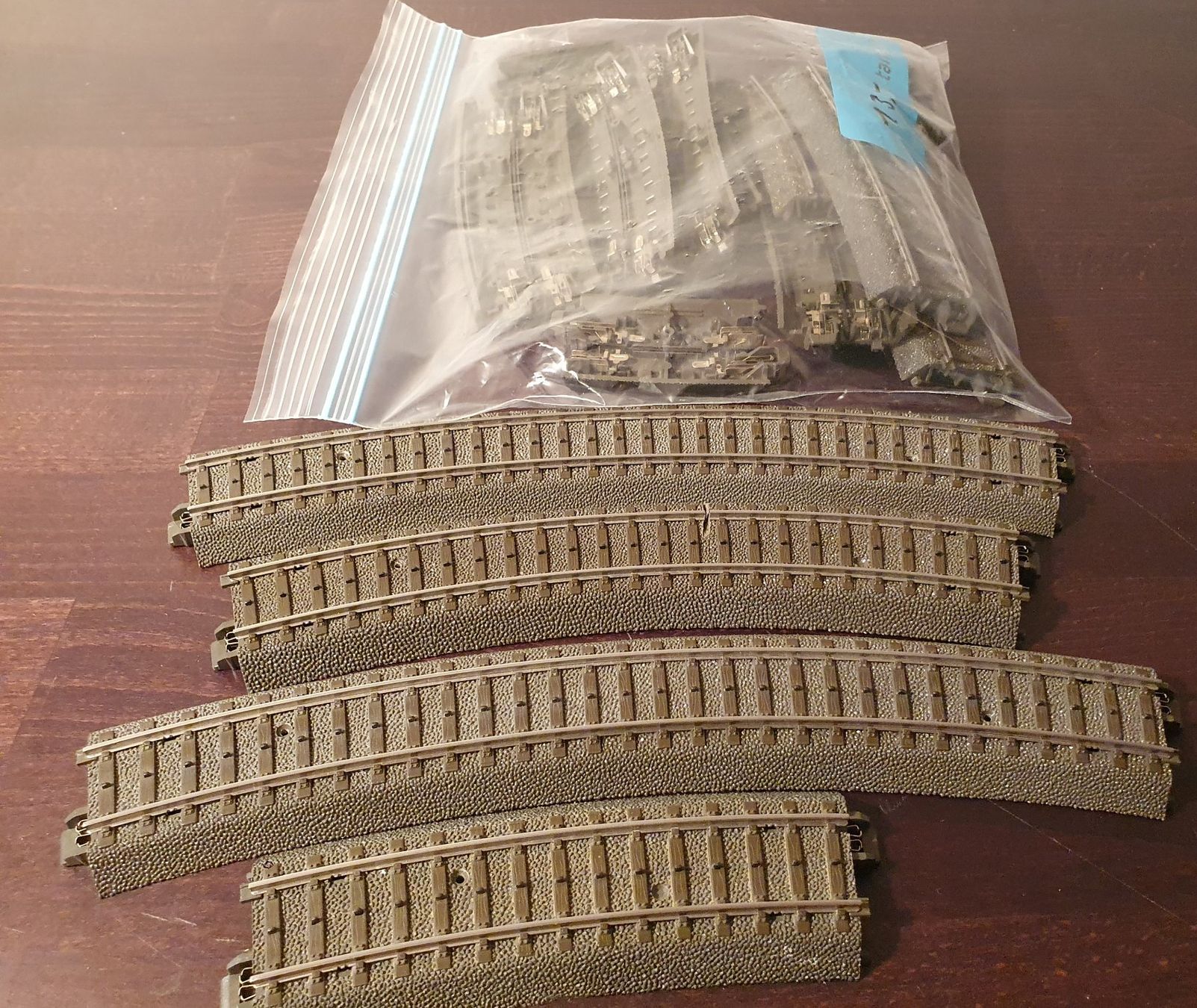 Märklin Modelleisenbahnen: MÄRKLIN: LOT C-GLEISE GEBOGEN – Gebraucht aus Biglen von taunus82