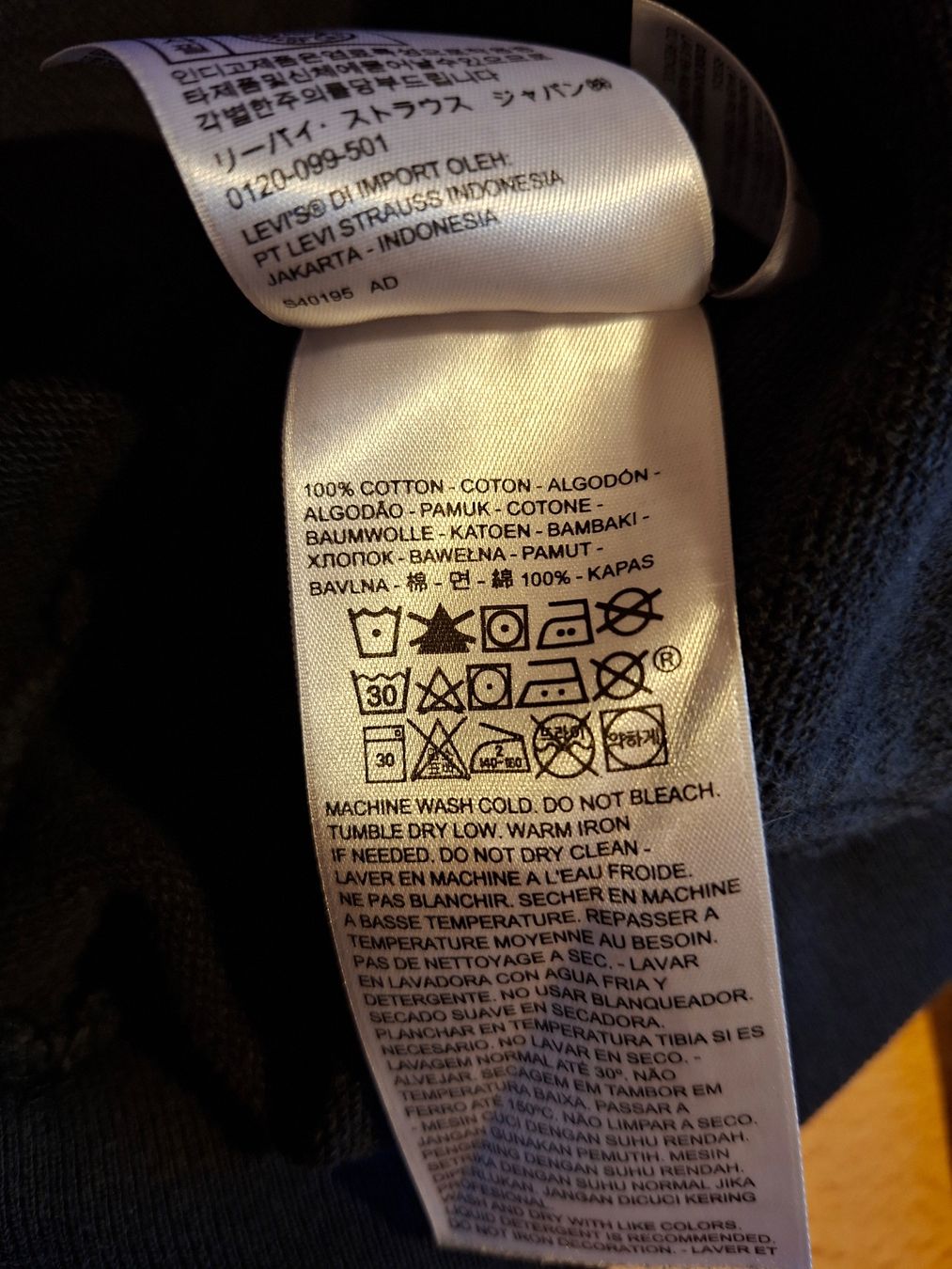 Levi's Pullover & Sweatshirts: Pull Levi’s Noir taille S – Gebraucht aus Épalinges von lola_vp_99 4