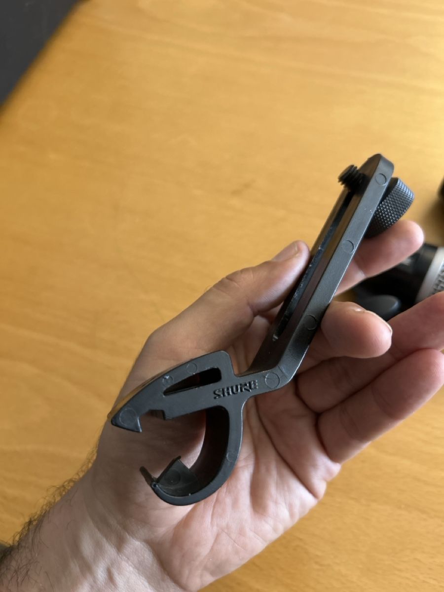 Shure Mikrofone: Shure PG56 3Stück plus Halterung – Gebraucht aus Rafz von YEL01 2