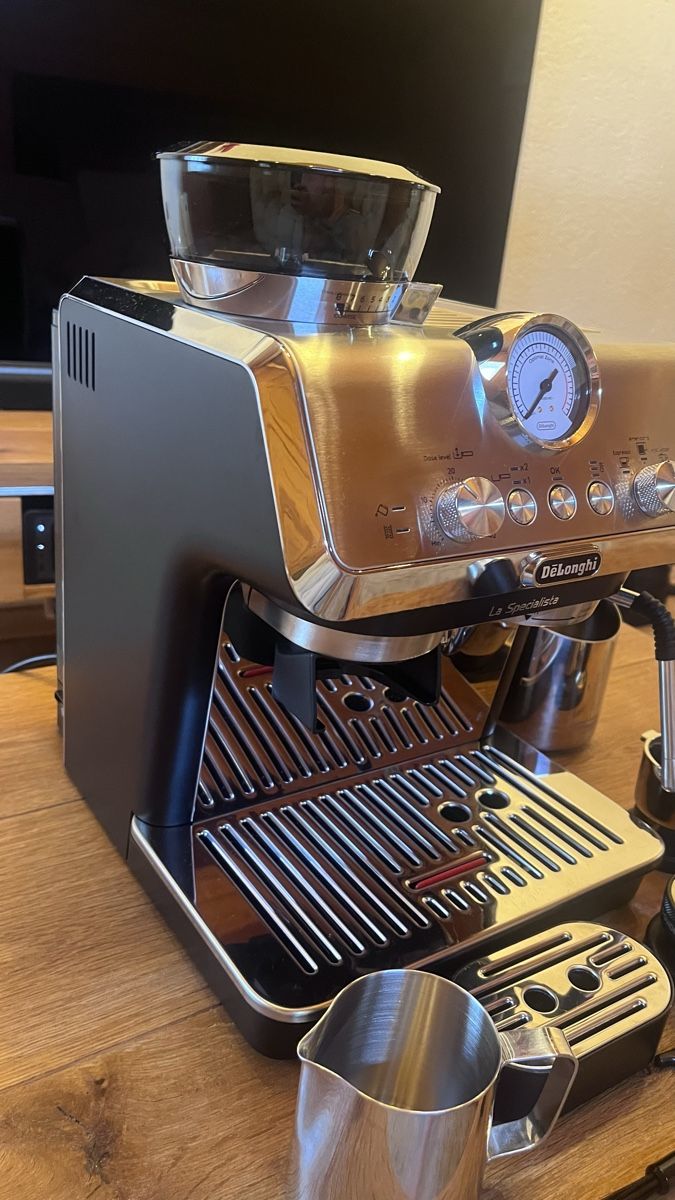 De'Longhi Kaffeemaschinen & Espressomaschinen: Delonghi La Specialista – Neu (gemäss Beschreibung) aus Visp von Dini113 1