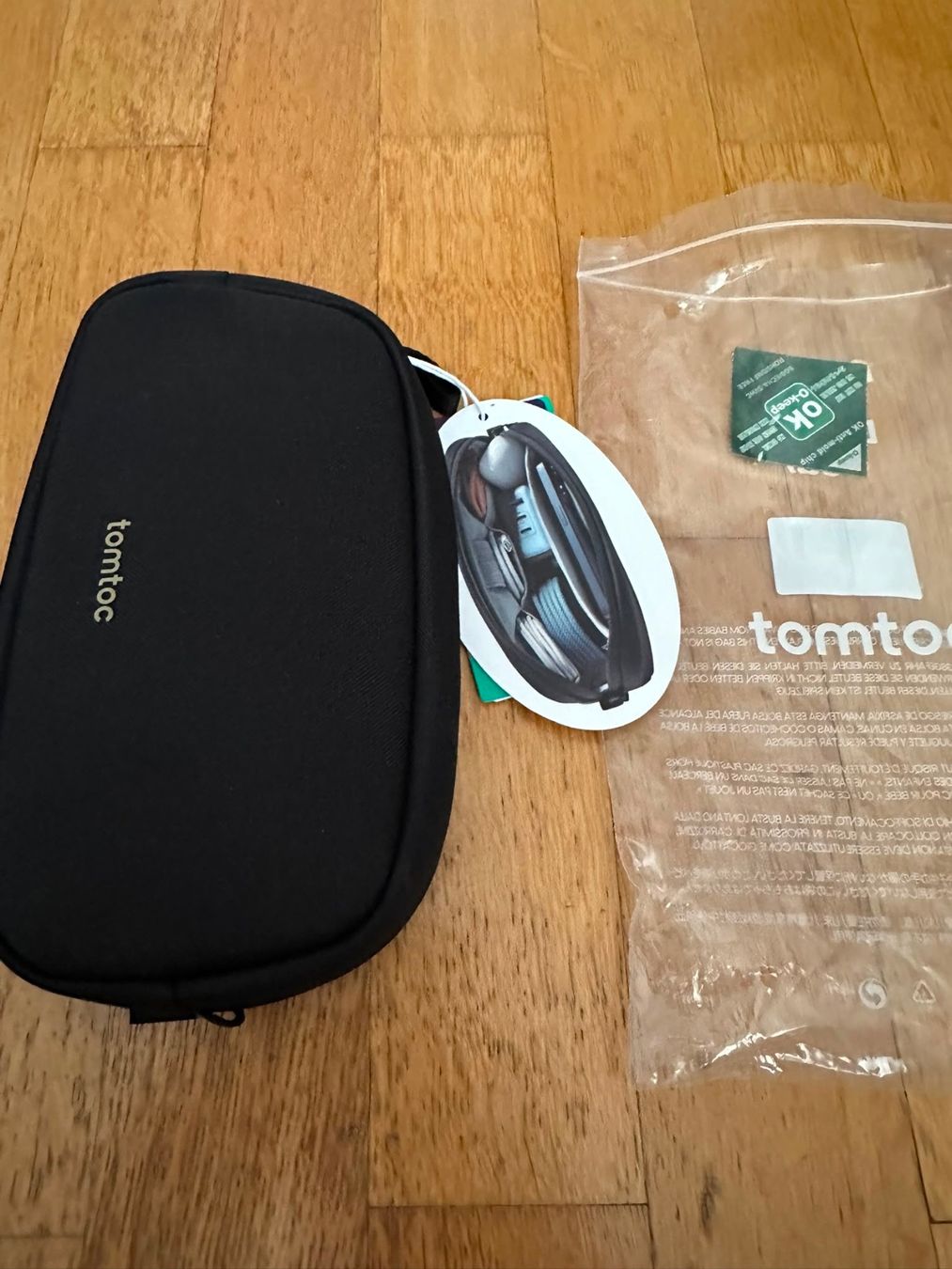 Taschen: tomtoc Light-T12 schwarz neu – Neu und originalverpackt aus Bern von womiman
