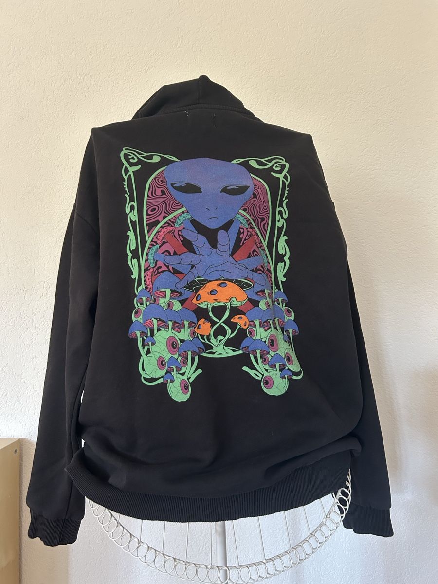 Maglioni & Felpe: Hoodie mit Backprint – Usato da Schmitten FR venduto da let_k9yc