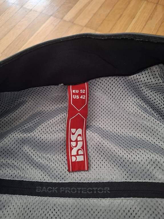 IXS Giacche: Motorradjacke Leder – Usato da Rapperswil SG venduto da mac_qd8v 2