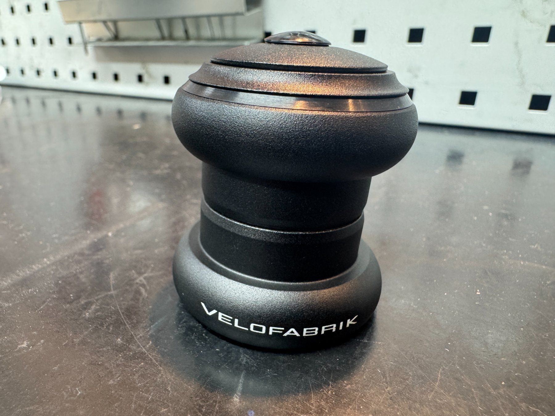 Pezzi di ricambio: Steuerlager 1, 1/8 Zoll – Nuovo e nell'imballaggio originale da Zürich venduto da Velofabrik01