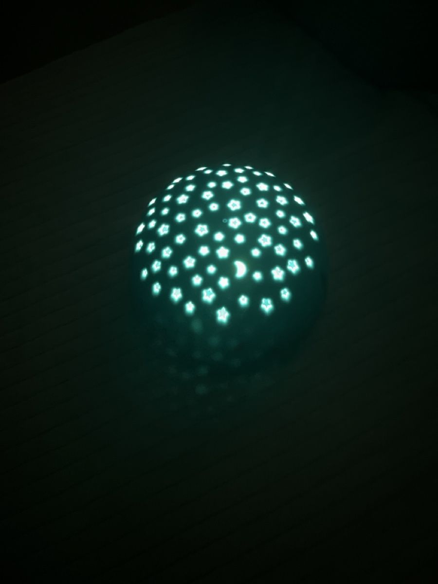 Proiettori: Nightlight projector with night sky pattern new in box – Nuovo (secondo la descrizione) da Aesch BL venduto da mar_8vgc 3