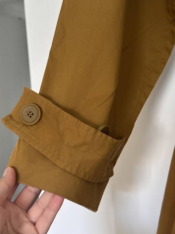 Cos Cappotti: COS Trenchcoat Mantel Gr. 34 ocker – Usato da Dübendorf venduto da baskiglot 2