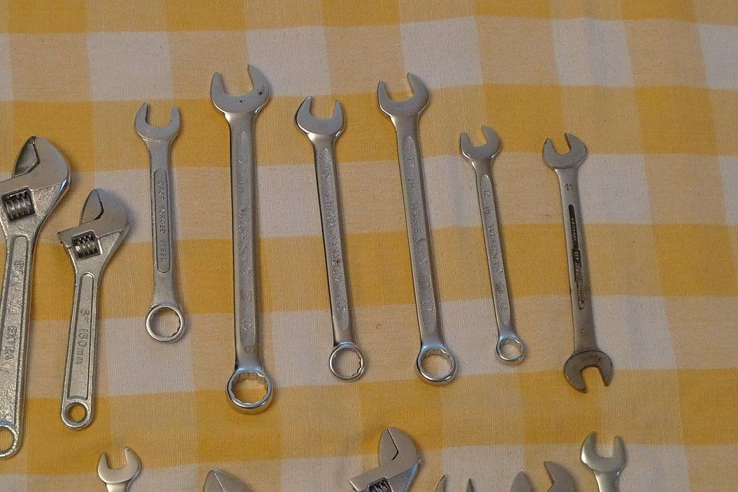 Tutti gli attrezzi: Viele-Schlüssel!!! – Usato da Bern venduto da bn1640 2