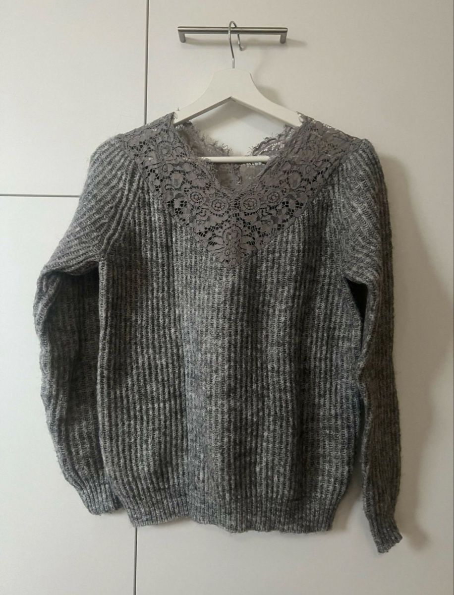 Pullover & Sweatshirts: PULLOVER GRÖSSE M – Gebraucht aus Dübendorf von ali_g7p8