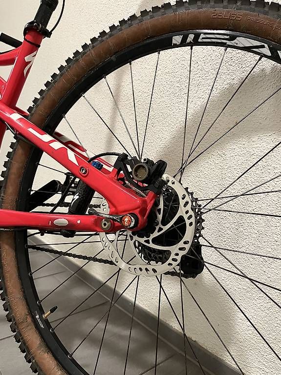 Velos: Specialized Epic – Gebraucht aus Herisau von  4