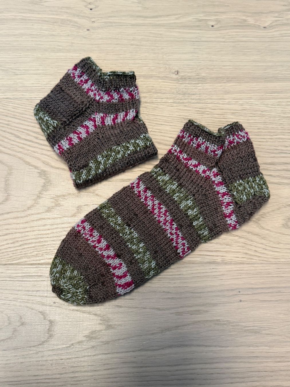 Calze: Sneakersocken Grösse 38 handgestrickt – Nuovo e nell'imballaggio originale da Bichelsee venduto da straub87