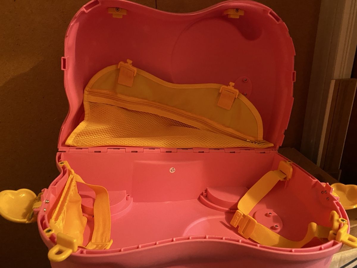 Molto Valigie: Pink Elephant Ride-On Suitcase Molto  – Usato da Küsnacht ZH venduto da ngad93 2