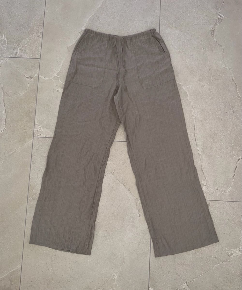 Zara Pantaloni: ZARA Stoffhose Grösse M – Usato da Illnau venduto da koko_33