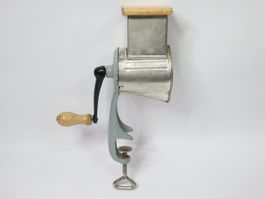 Vintage Käsereibe, Kungenthal  Küchenreibe