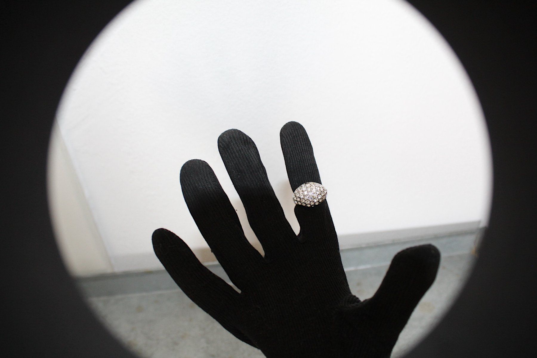 Anelli: Ring mit Stasssteine Gr. 53 -17.3 – Usato da Locarno venduto da madame-tus-sauds 2