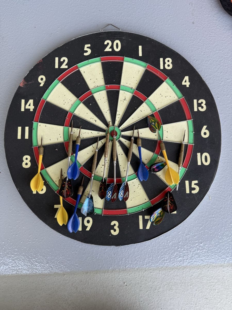 Dart: Dart board Dartscheibe – Gebraucht aus Oberrieden von rroane2