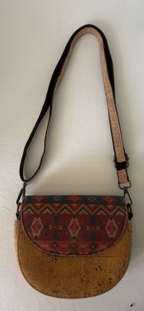 Umhängetasche aus Kork mit Ethno-Muster, braun, gebraucht