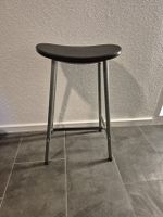 Schwarzer Barhocker/Hocker, Sitzhöhe 61cm, stabil und leicht