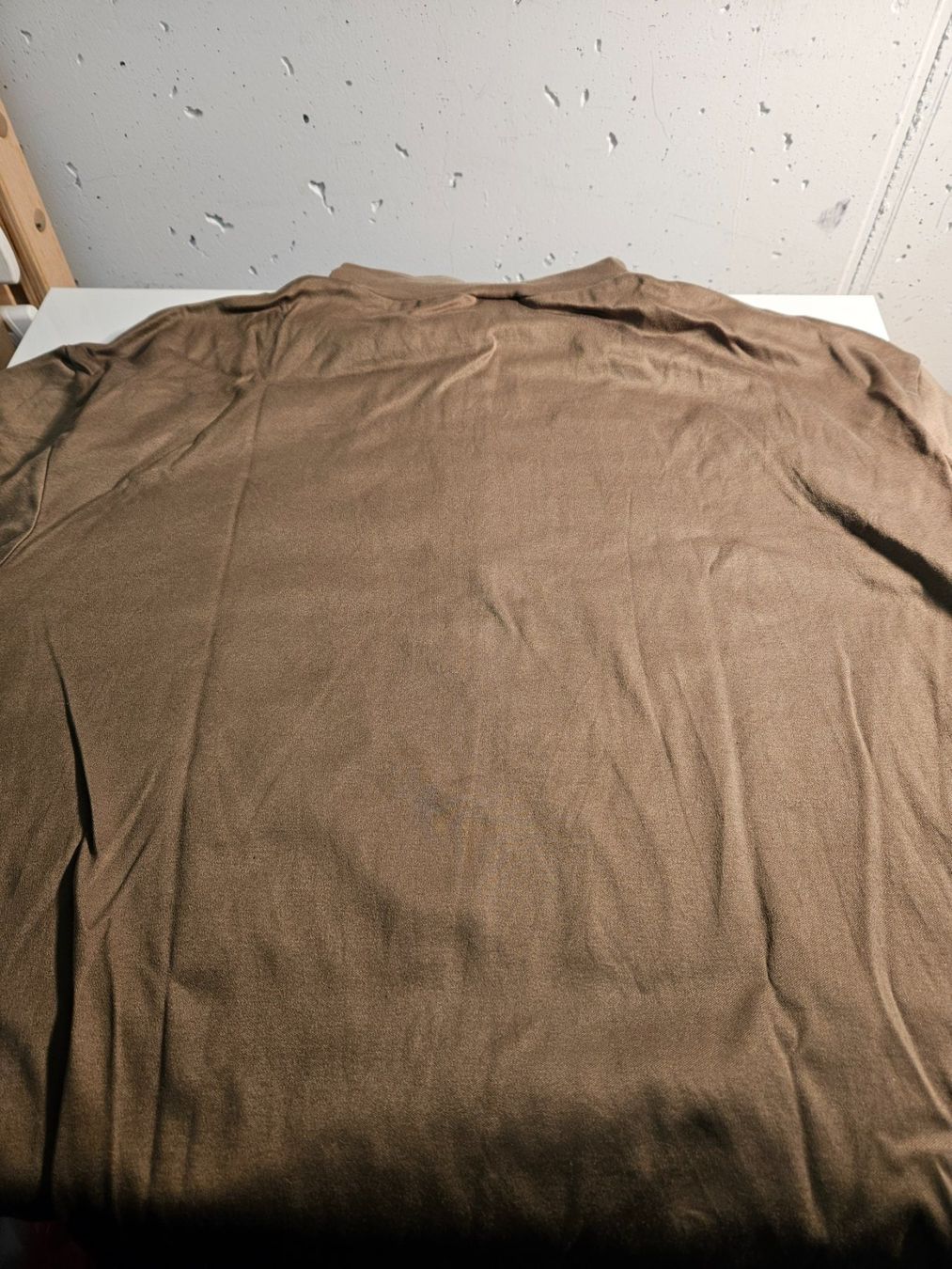 Schweizer Armee T-shirt: Armee Gnägi Langarm Grösse 52 – Usato da Chur venduto da Einszweidreiviermein 3