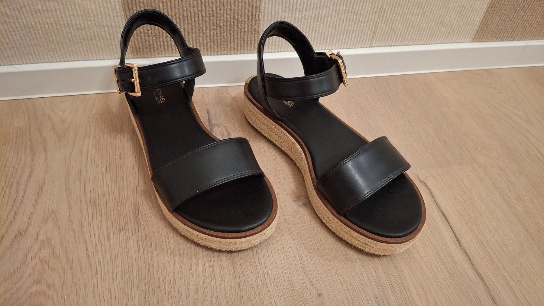 Michael Kors Chaussures femmes: Michael kors Richie Espadrille Sandalen – D'occasion à Villigen par thr_dkb8
