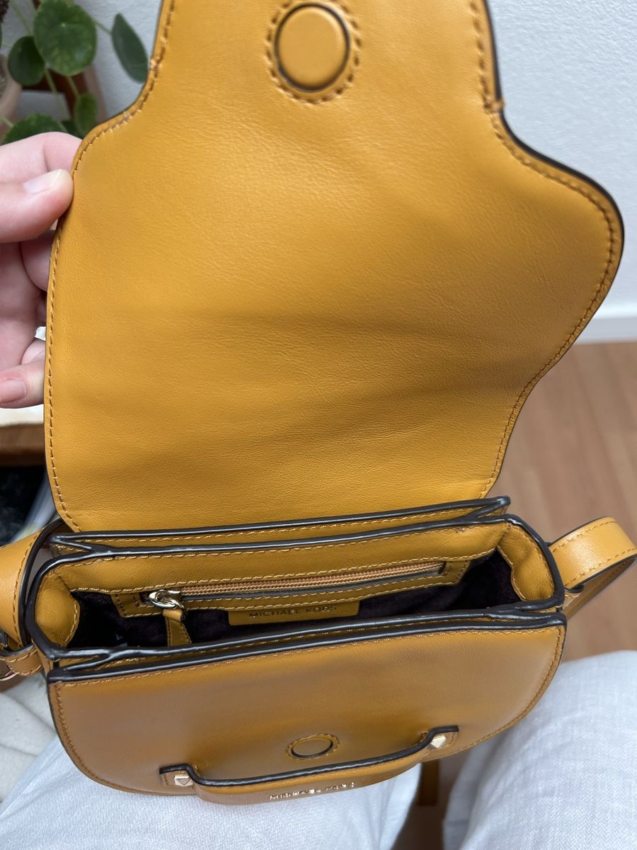 Michael Kors Borse da donna: Michael Kors Umhängetasche Gelb – Usato da Oberentfelden venduto da Snuge 3