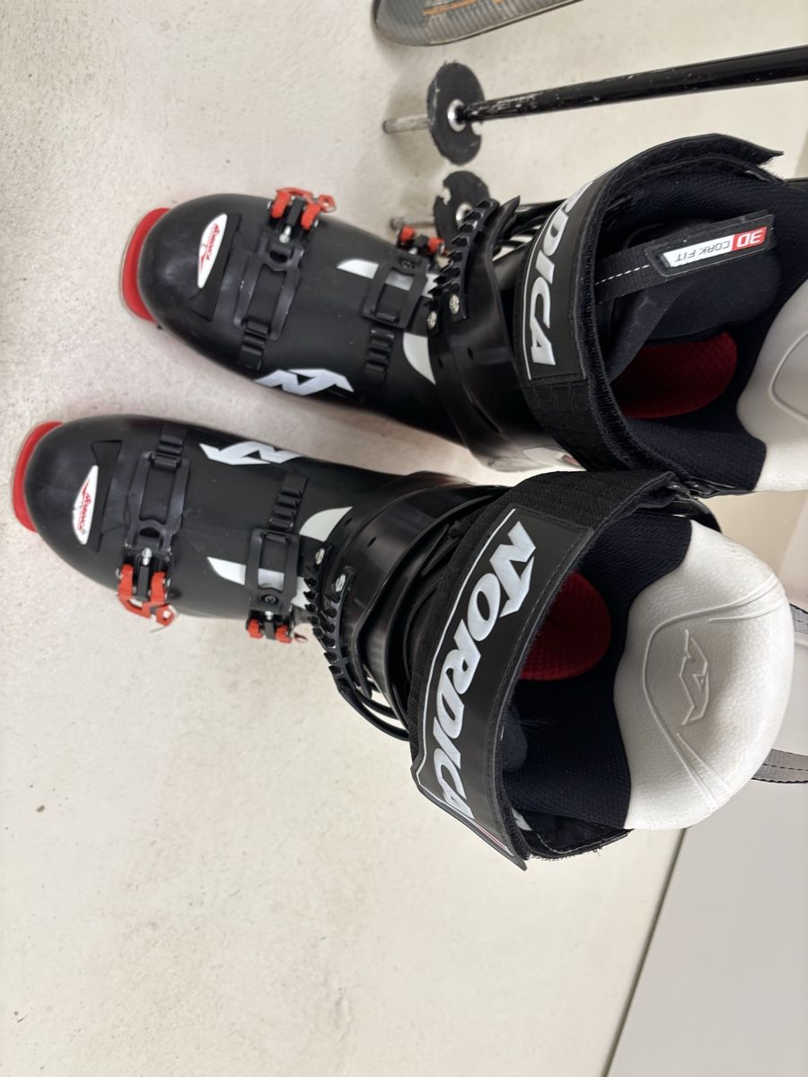 Skis: Skischuhe mit gratis Ski – Gebraucht aus Winznau von Nele11 1