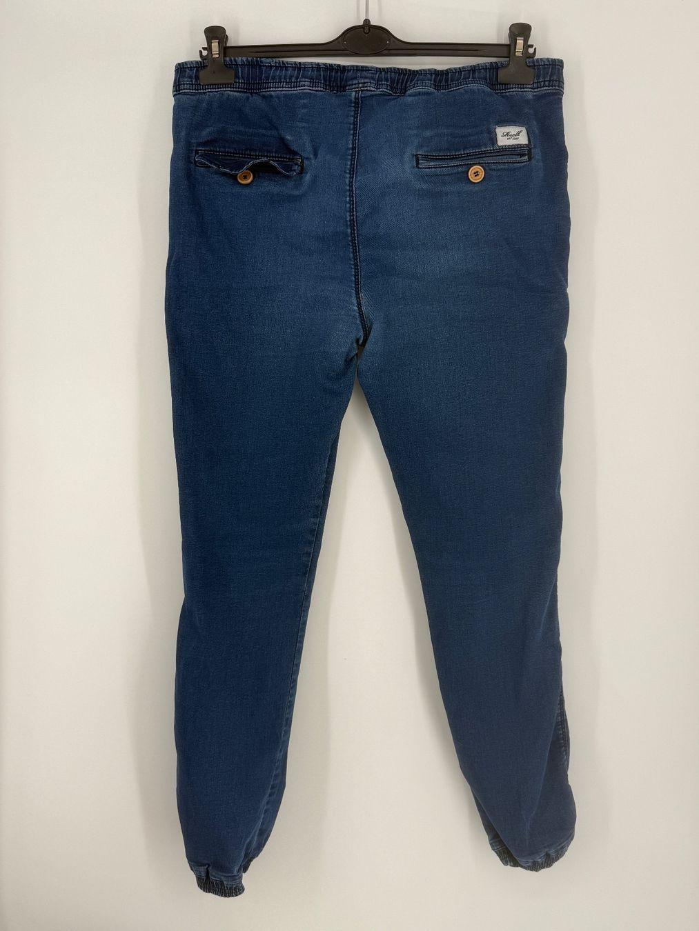 Jeans: Herren Jeans Jogginghose Gr. 33 von Reell – Usato da Auenstein venduto da moin. 1