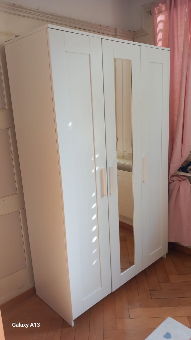 Ikea Armadi: Kleiderschrank mit Spiegel – Usato da Zürich venduto da vit_hhl7