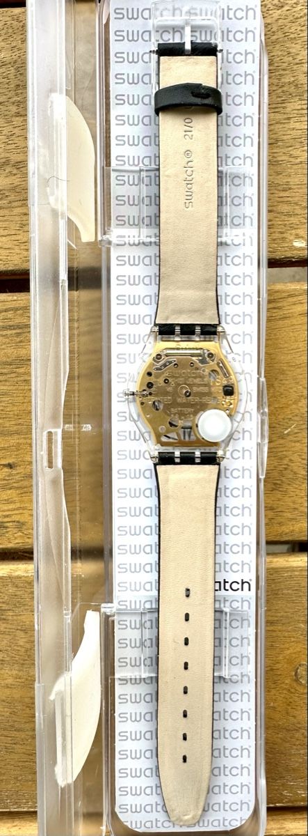 Swatch Orologi: Swatch Skin SFK 392 forêt noire – Nuovo e nell'imballaggio originale da Sion venduto da BricEnBroc 2