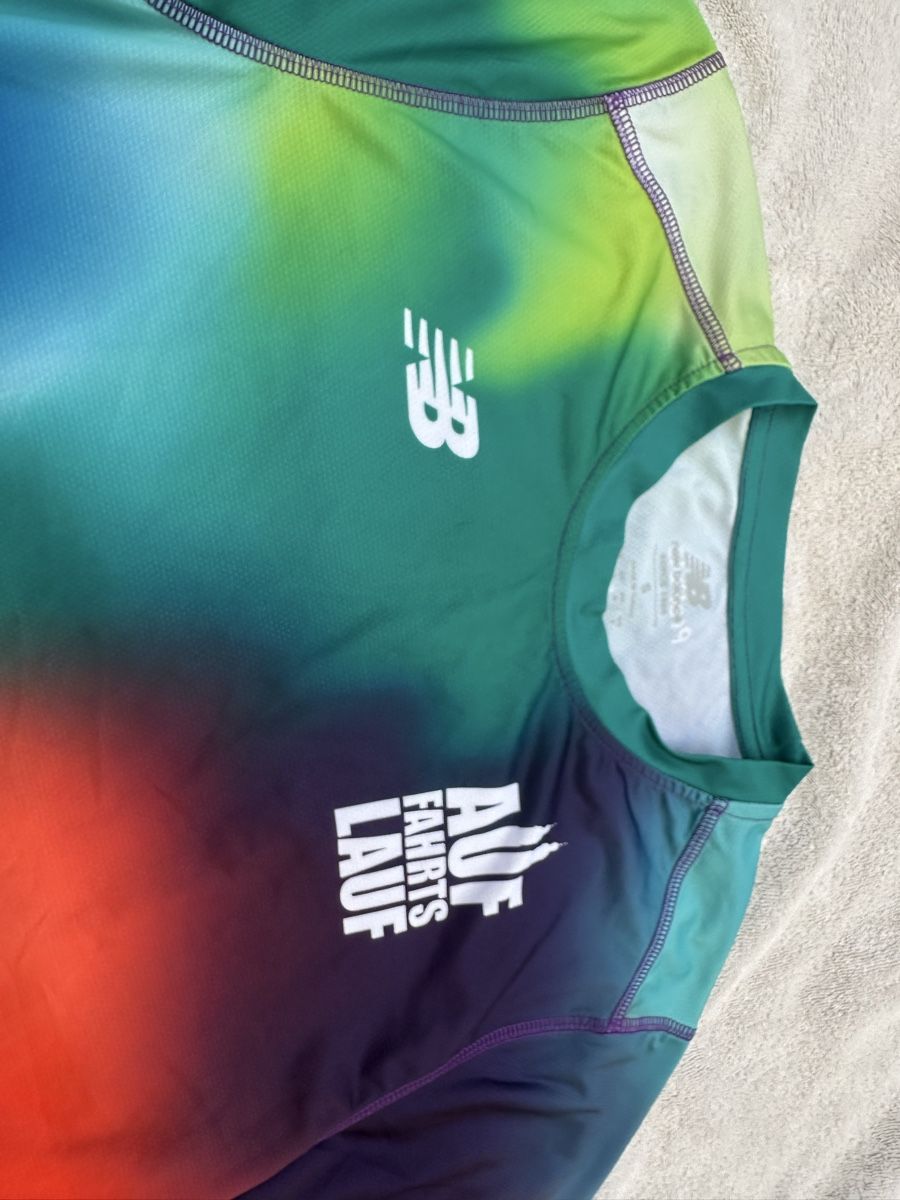 New Balance T-shirt: Neu Balance t.Shirt gr S – Usato da Uster venduto da bek_v2ct 1