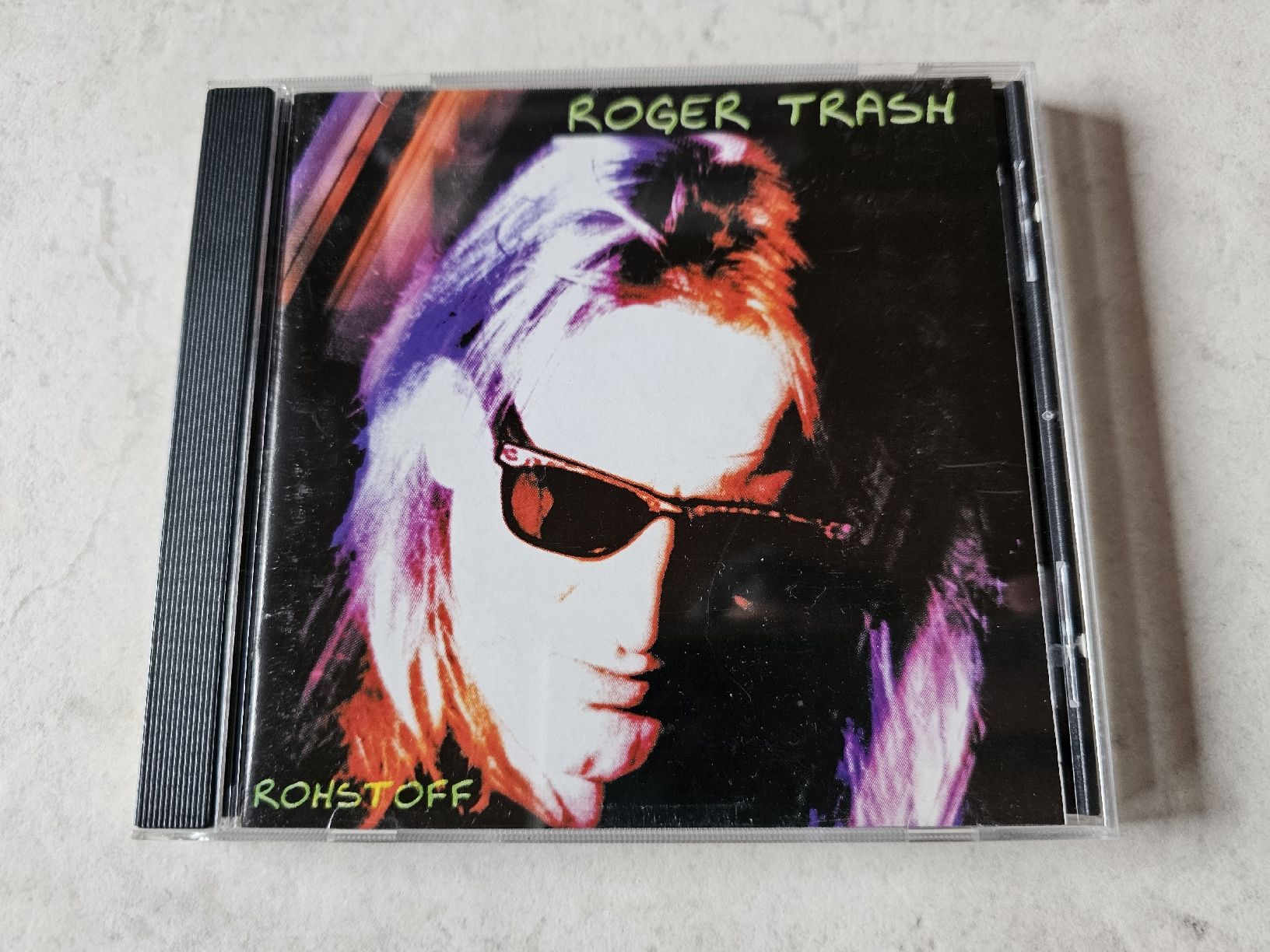 CD: Roger Trash  -  Rohstoff – Usato da Schneisingen venduto da backstore24