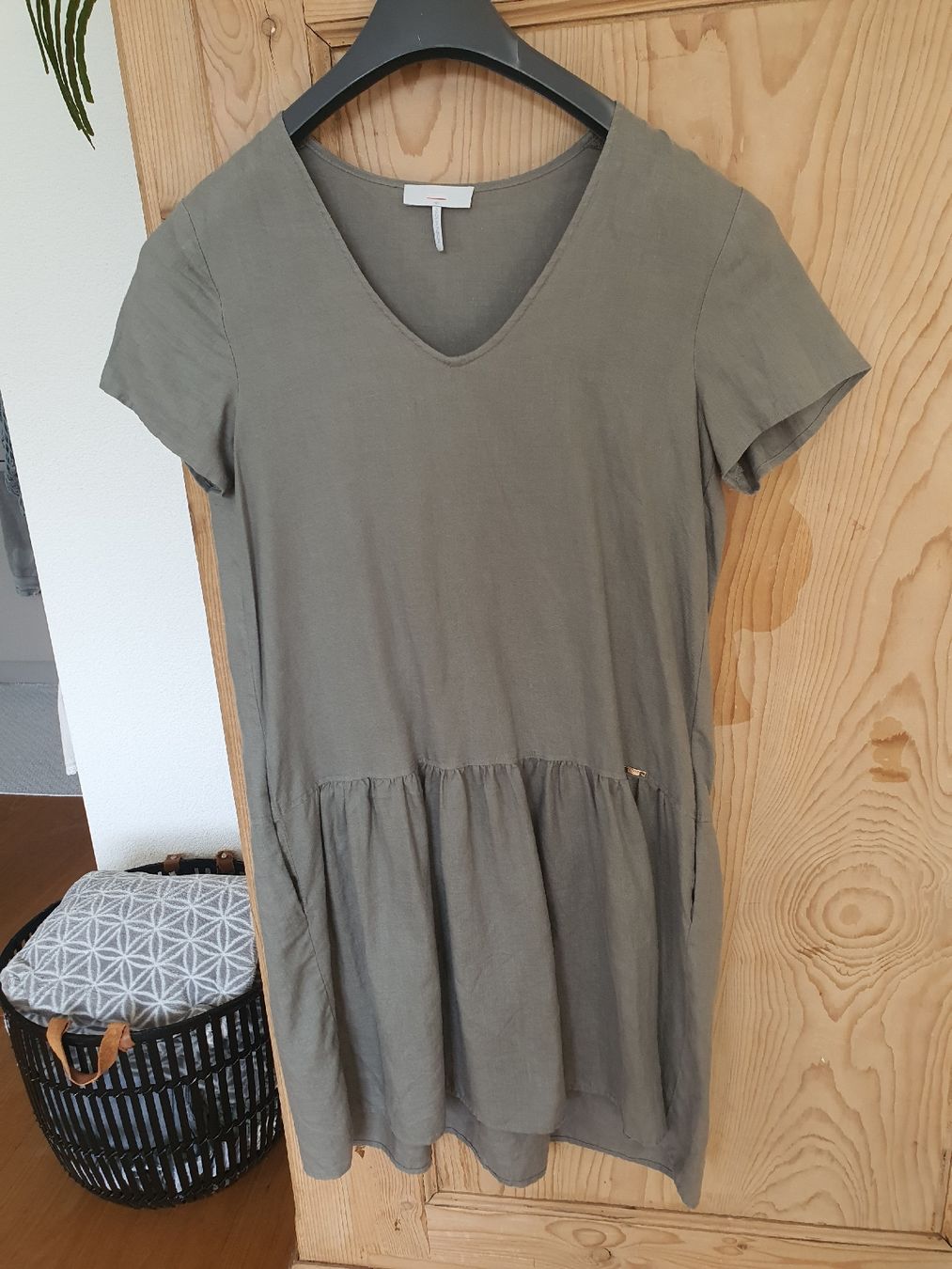 Cinque Vestiti: cinque Kleid olive – Usato da Hagendorn venduto da 0tello68