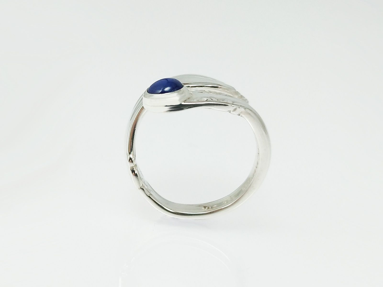 Ringe: Offener Silberring im Jugendstil mit blauem Sternsaphir – Neu und originalverpackt aus Meilen von Byrd-bijoux 5