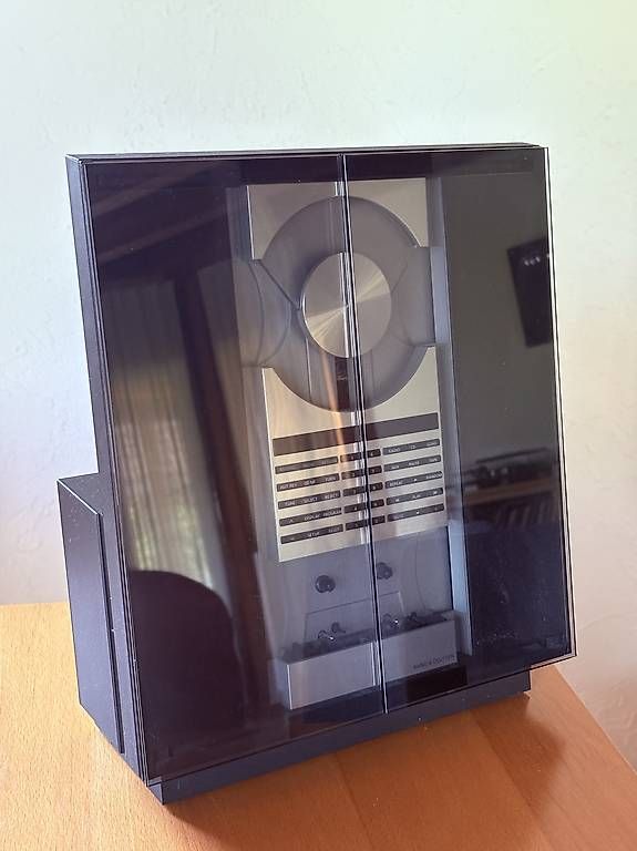 Bang & Olufsen Sistemi audio & multimediali: Bang & Olufsen BeoSystem 2500 + BeoLab 8000 – Usato da Buchrain venduto da Elyptikus
