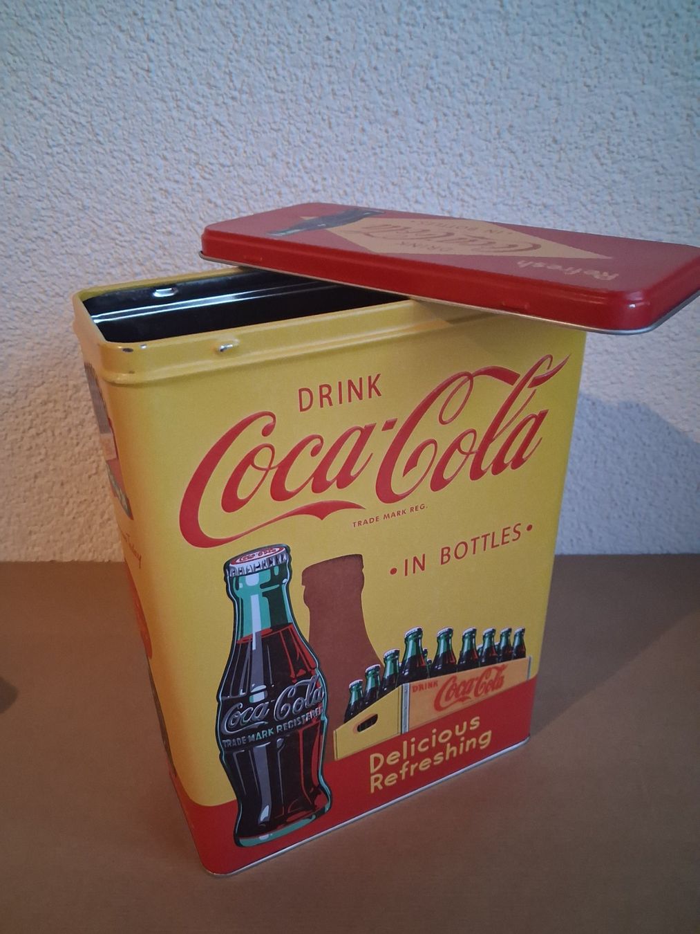 Coca-Cola Dosen: Vintage leere Blechdose Coca Cola:Delicious Refreshing. – Gebraucht aus Hagendorn von siwasi3 3