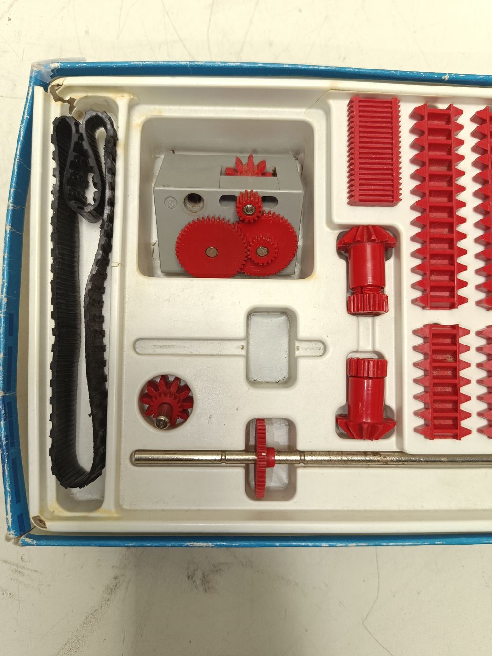 Fischer Kit di costruzioni: Fischertechnik Baukasten Mot 2 - Ein Klassiker(em62) – Usato da Künten venduto da Schnaepplihuus 2