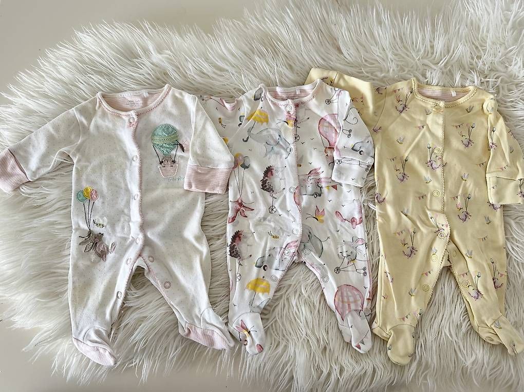Pagliaccetti: Pretty Baby stramplers and jumpsuits – Usato da Fahrweid venduto da lei_8tnf