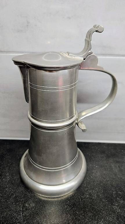 Caraffe: Zinnkanne Genève: – Usato da Münsingen venduto da RoKi1977