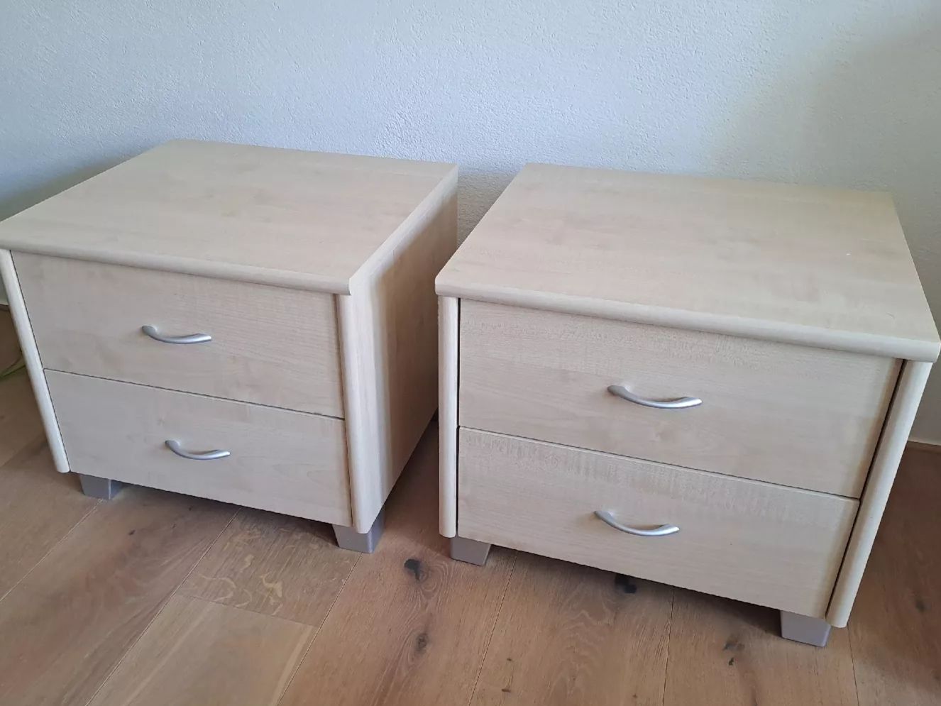 Micasa Comodini: Holz Nachttische – Usato da Luzern venduto da hof_tt7v