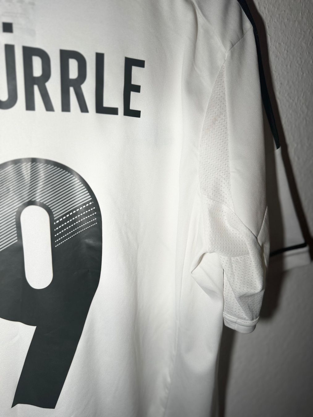 DFB Canottiere & Pantaloni: Authentic Adidas Deutschland Trikot 2014 - André Schürrle #9 – Usato da Zürich venduto da GenerationZH 7