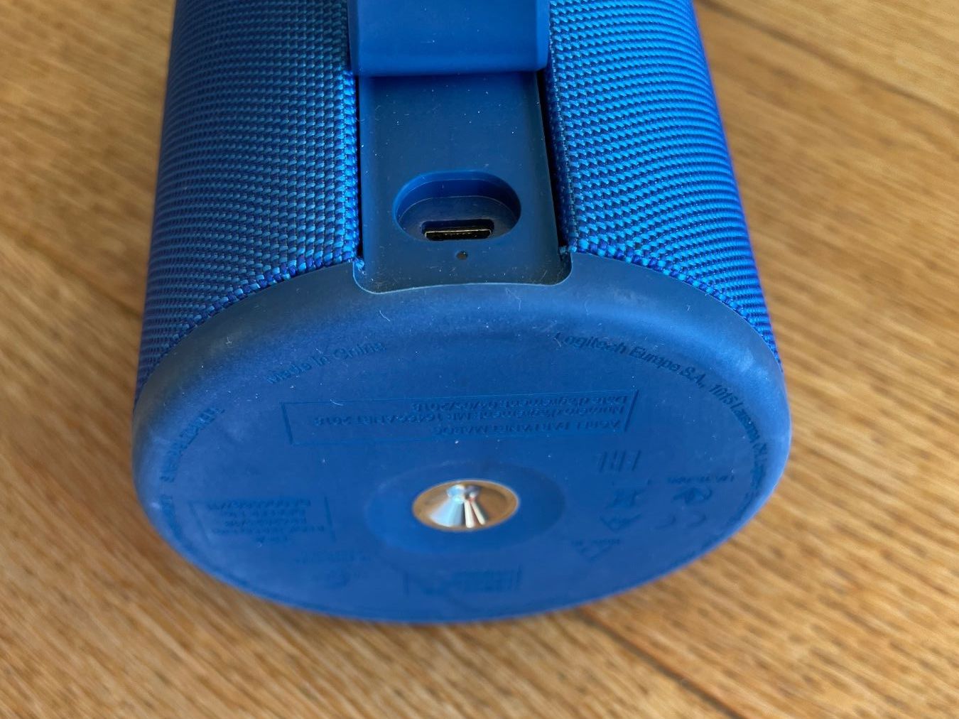 Ultimate Ears Casse acustiche: UE MEGABOOM 3 inkl. Ladestation – Usato da Zürich venduto da mav_ptv5 3