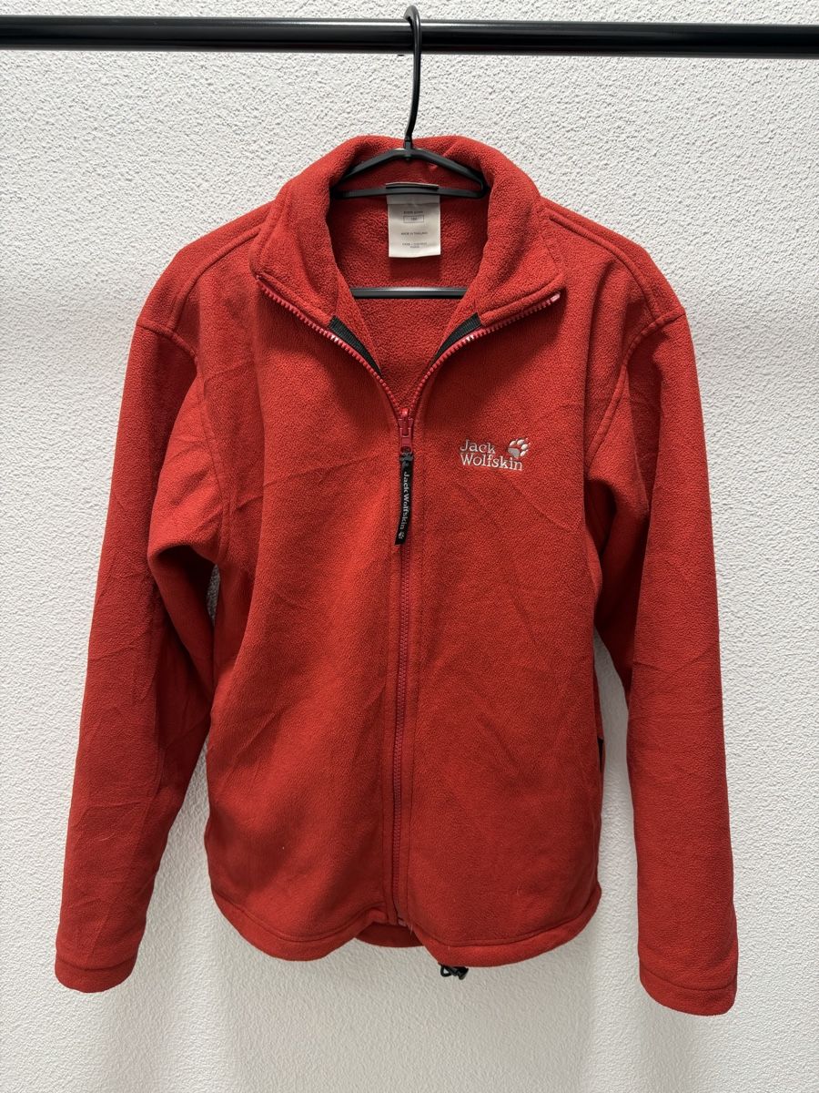 Jack Wolfskin Giacche: Jack Wolfskin fleece jacket red size 164  – Usato da Gränichen venduto da Domsiiiii 1
