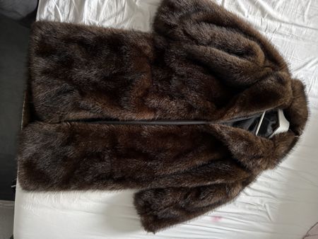 Faux-Fur chocolate Coat, size M - never worn