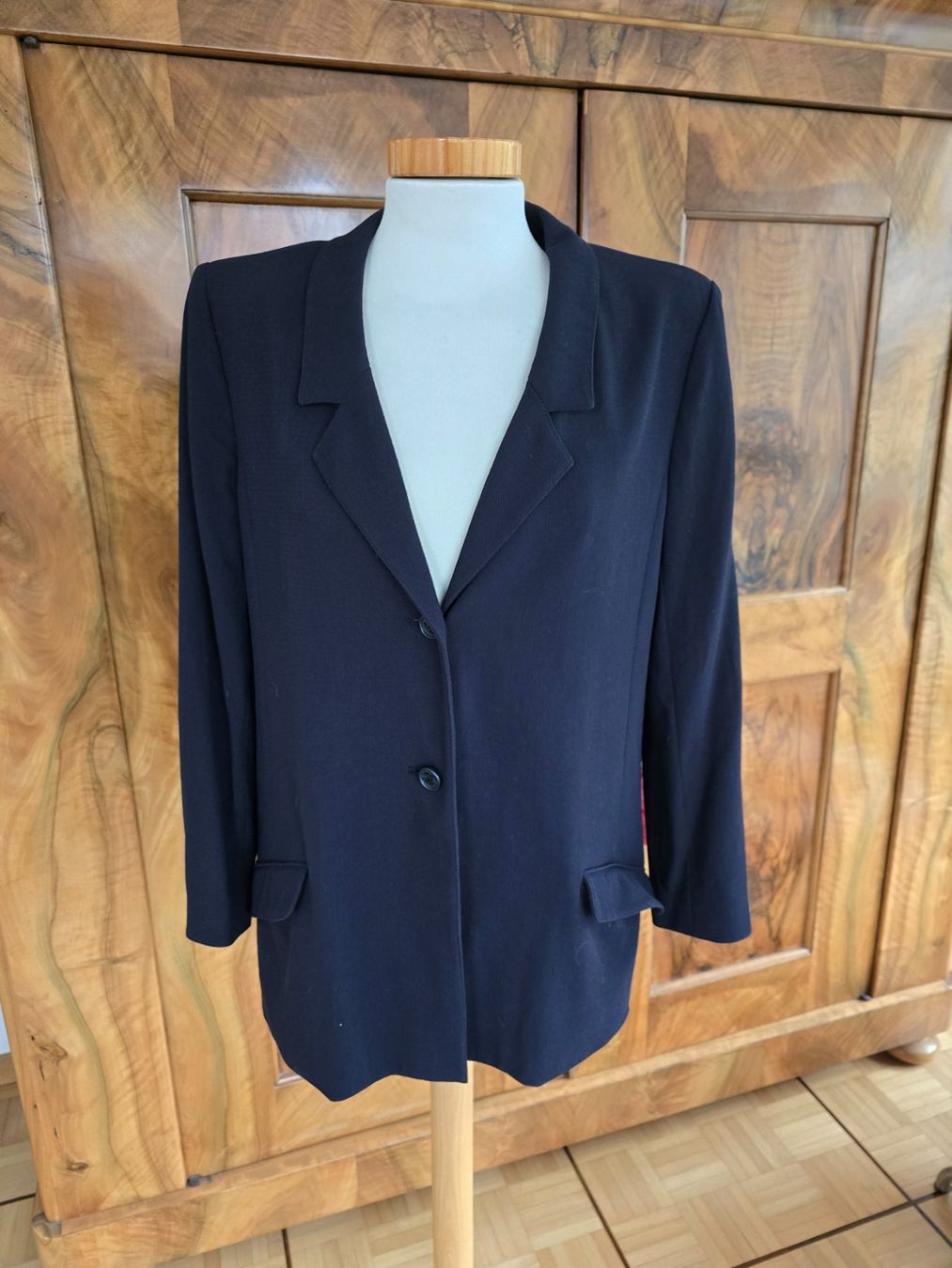 Chanel Vestes: Chanel Boutique Blazer Gr. 40 – D'occasion à Bottmingen par sandy_2
